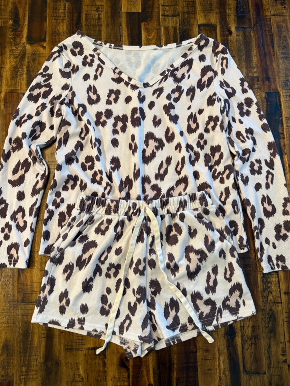 SHEIN cream, pink, brown leopard 2 piece loungewear set women's sz S baggy cozy
